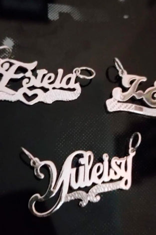 Colgante Personalizado (Yuleisy)