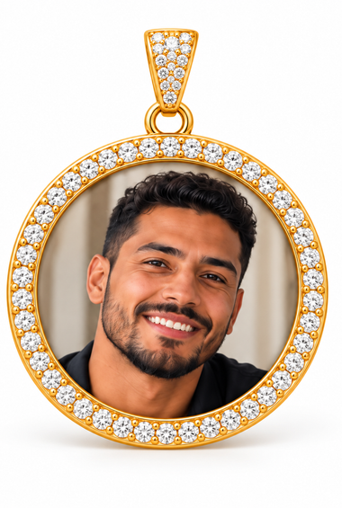 Medalla personalizada con foto en oro con borde de piedras – AyA Goldem