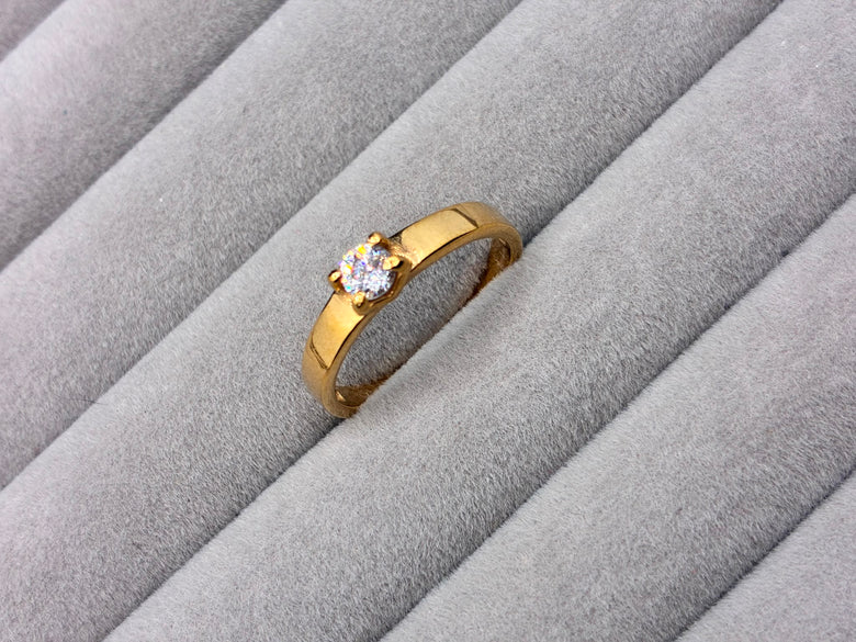 Anillo Solitario con Mossanite